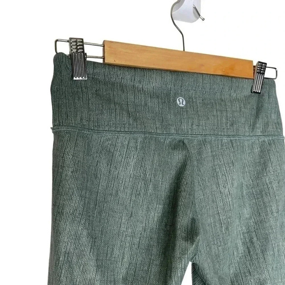 Lululemon Athletica Olive Green Burlap Wunder Under Pants Leggings Size 6 - Picture 10 of 11